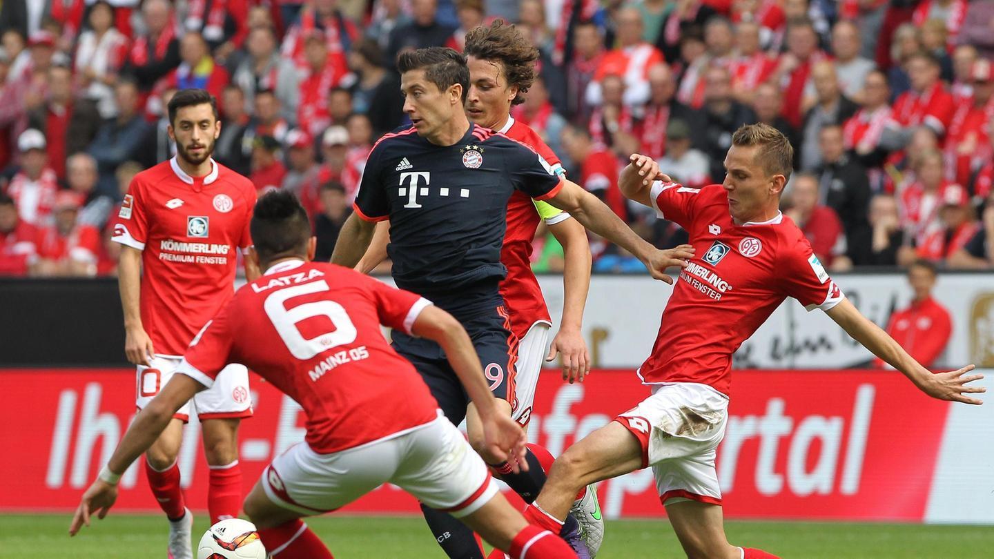 快船板凳合计14中2仅得5分，替补得分狂输对手36分（快船替补集体失准14投仅2中拿5分，板凳得分净负对手36分）