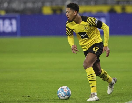 中国U22vs越南U22：拜合拉木、徐彬先发，胡荷韬、贺一然出战（中国U22对阵越南U22：拜合拉木、徐彬首发，胡荷韬、贺一然登场）