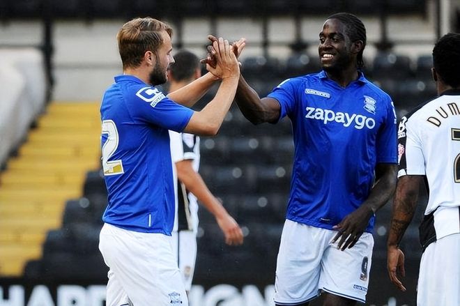 大四喜：姆巴佩vs奥林匹亚科斯个人集锦（姆巴佩四球之夜：对阵奥林匹亚科斯个人集锦）