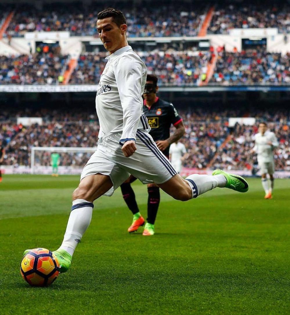 英格兰官方：戈登和波普因伤退出名单，查洛巴和特拉福德入替（英格兰队官宣：戈登、波普伤退，查洛巴与特拉福德递补入选）