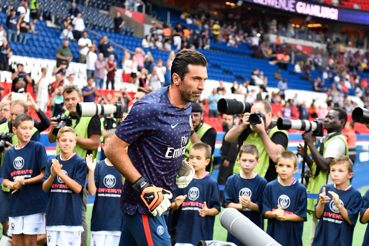 范戴克：外界的噪声不会改变什么，一切最终要靠在赛场上回应（范戴克：不理会外界杂音，用比赛说话）