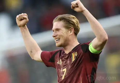 马奎尔和德里赫特确定无缘曼联的下一场比赛。（马奎尔、德里赫特确认缺席曼联下一战）