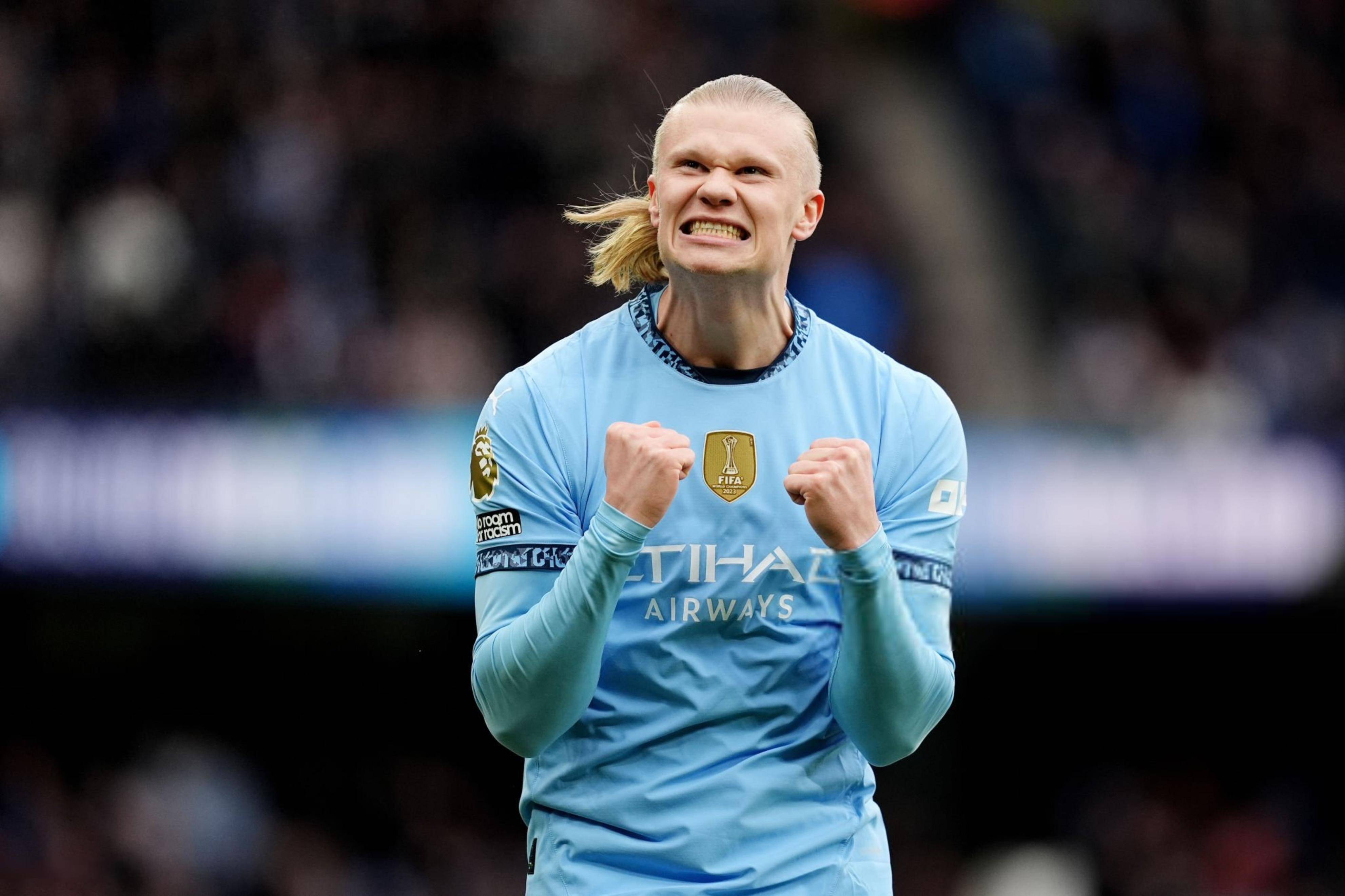 周末足坛激烈对决，拜仁、曼城、巴萨、AC米兰分别取得胜利，上演精彩绝杀。（周末豪门齐报捷！拜仁、曼城、巴萨、AC米兰相继取胜，上演压哨绝杀）